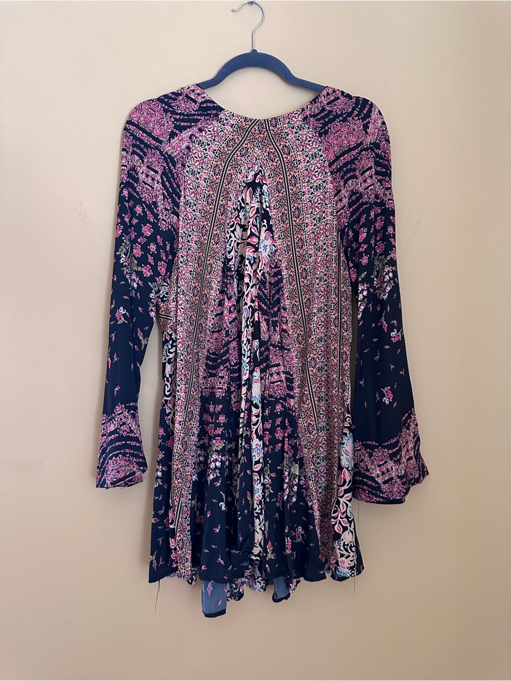 Free People Printed Open Back Bell Sleeve Dress – NWT